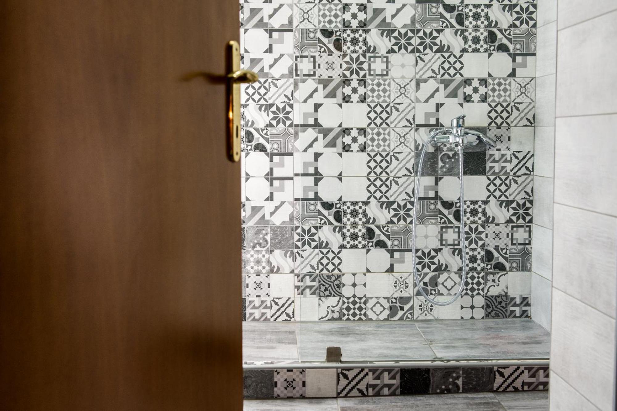 Luxury Apartments In Skg Thessaloniki Room photo